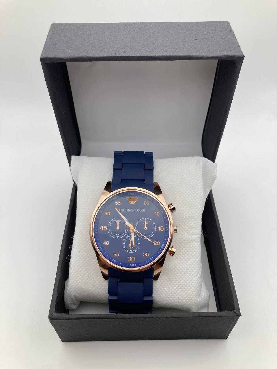 Fashion Watch Rich Blue Colour  Sharp dial