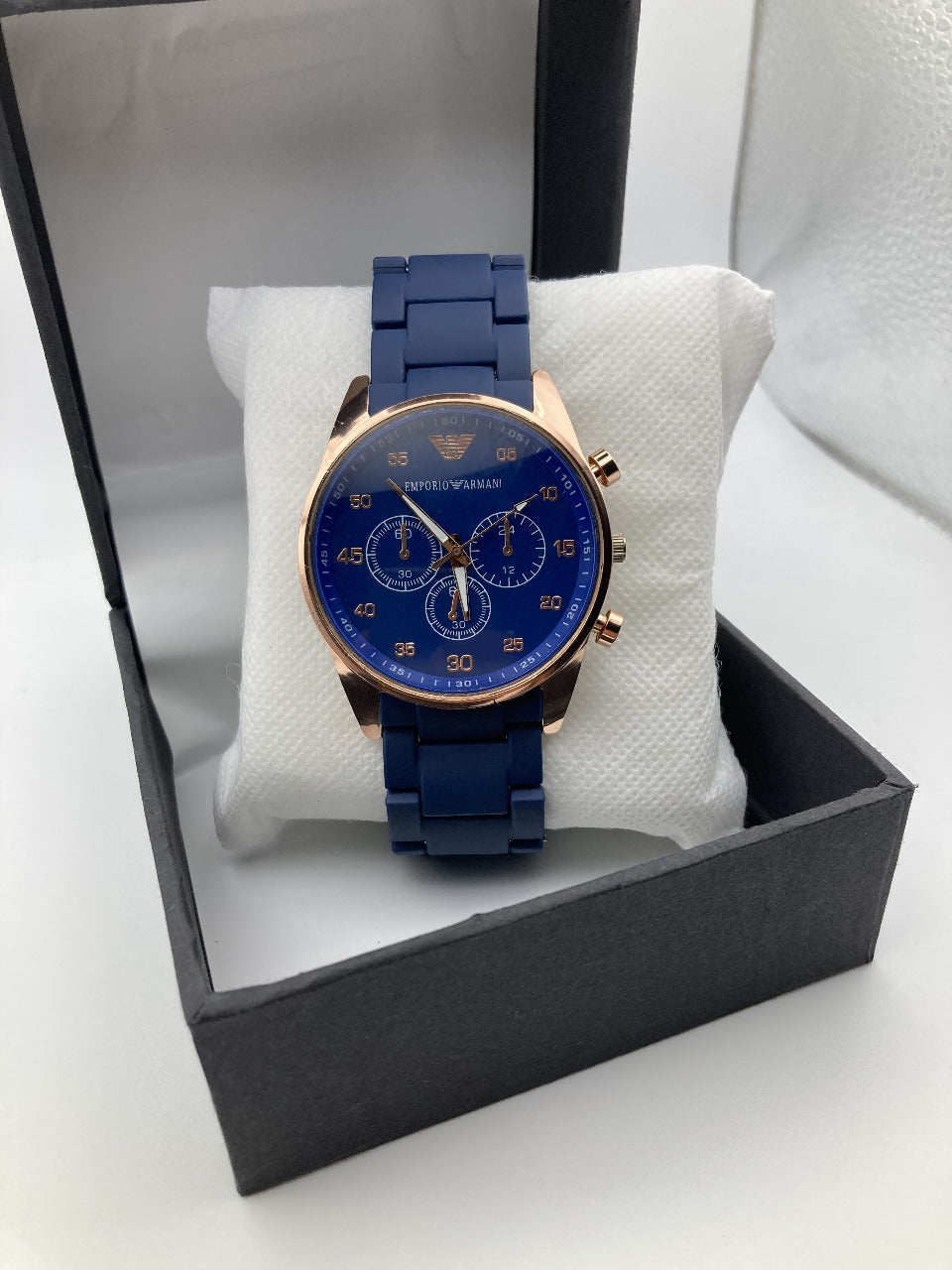 Fashion Watch Rich Blue Colour  Sharp dial