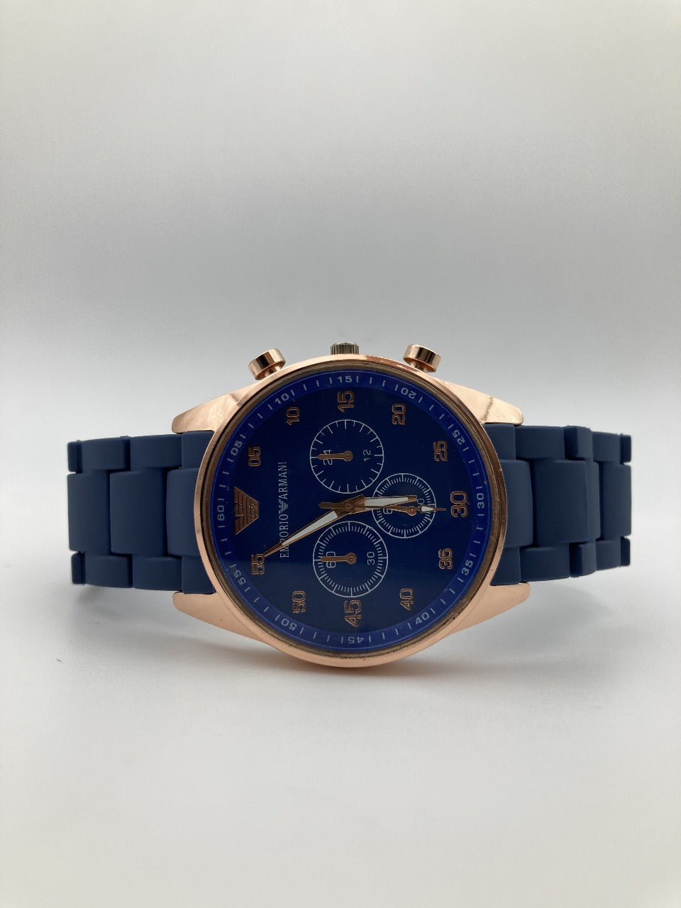 Fashion Watch Rich Blue Colour  Sharp dial